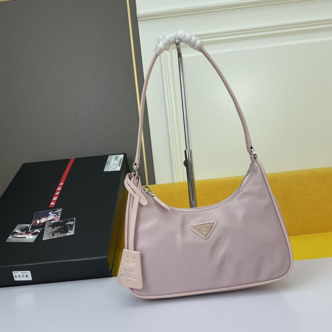 Pra*a top handle bags